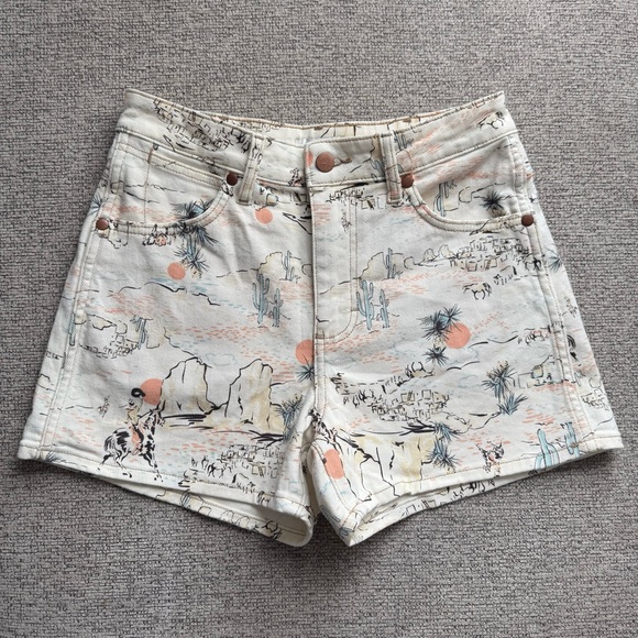 WRANGLER High Rise Print Womens Cowboy Shorts Size 27 - Picture 2 of 3